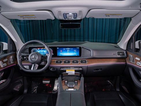 New 2026 Mercedes-Benz GLS 450 4MATIC image 14