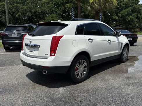 Used 2013 Cadillac SRX Luxury image 5