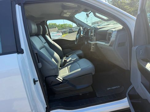 Used 2022 Ford F150 XL w/ Equipment Group 101A High AWD/4WD image 27