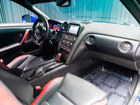 Used 2013 Nissan GT-R Black Edition AWD/4WD image 46