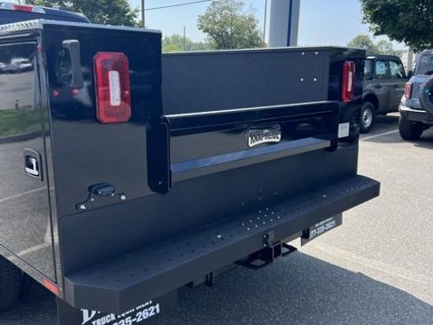 New 2025 Ford F450 XLT w/ XLT Value Package image 7