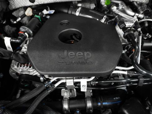 New 2026 Jeep Grand Cherokee Limited w/ Limited Altitude Package image 9