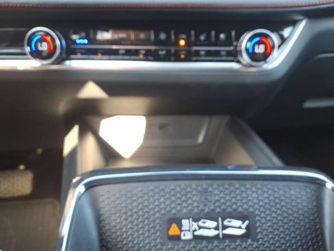 Used 2026 Chevrolet Equinox RS w/ Convenience Package III FWD image 21