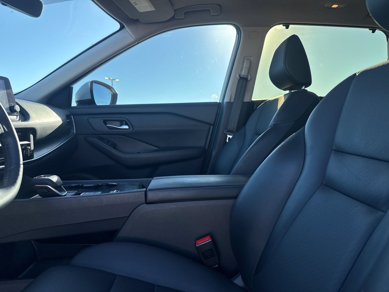 Certified 2024 Nissan Rogue SV w/ SV Premium Package FWD image 46