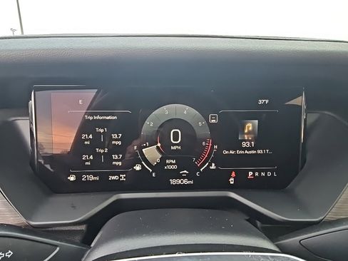 Certified 2024 GMC Acadia Denali w/ LPO, Floor Liner Package image 23