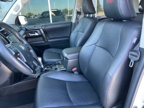 Used 2023 Toyota 4Runner TRD Off-Road Premium AWD/4WD image 11