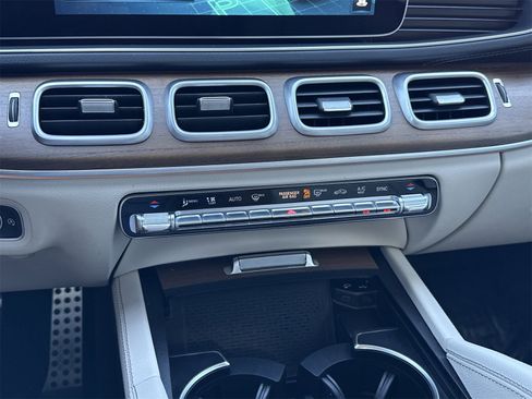 Used 2023 Mercedes-Benz GLS 450 GLS 450 image 24