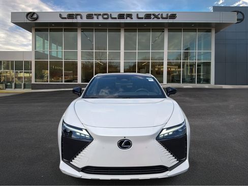 Certified 2023 Lexus RZ 450e Premium w/ Technology Package AWD/4WD image 8