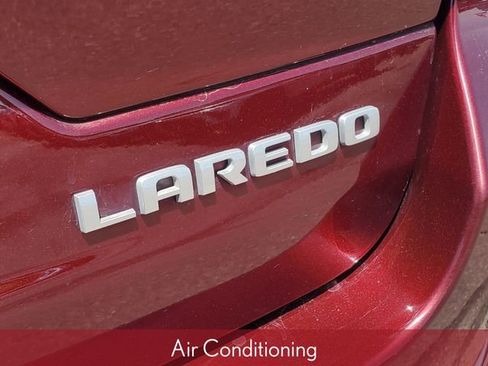 Used 2024 Jeep Grand Cherokee Laredo X w/ Luxury Tech Group I AWD/4WD image 8