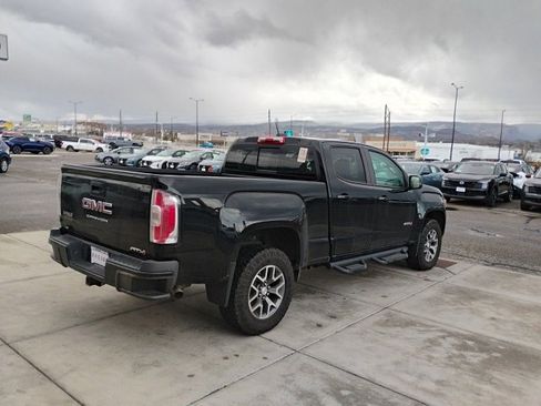 Used 2022 GMC Canyon AT4 image 5