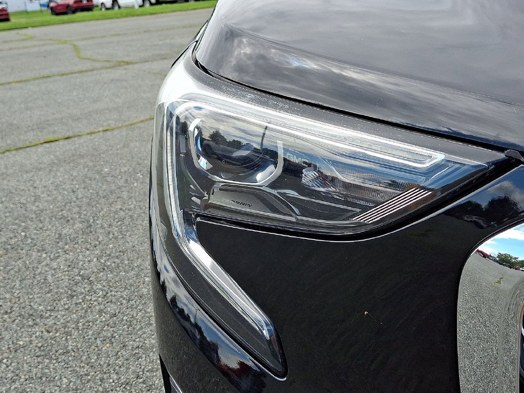 Certified 2019 GMC Terrain SLT w/ Preferred Package AWD/4WD image 9