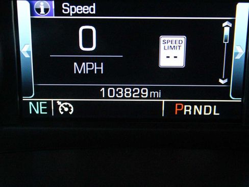 Used 2018 Chevrolet Silverado 1500 LT w/ Texas Edition AWD/4WD image 41