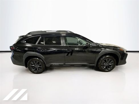 Certified 2023 Subaru Outback Onyx Edition image 4