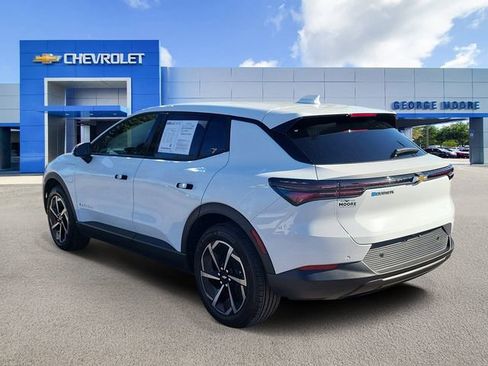 Certified 2025 Chevrolet Equinox EV LT image 3