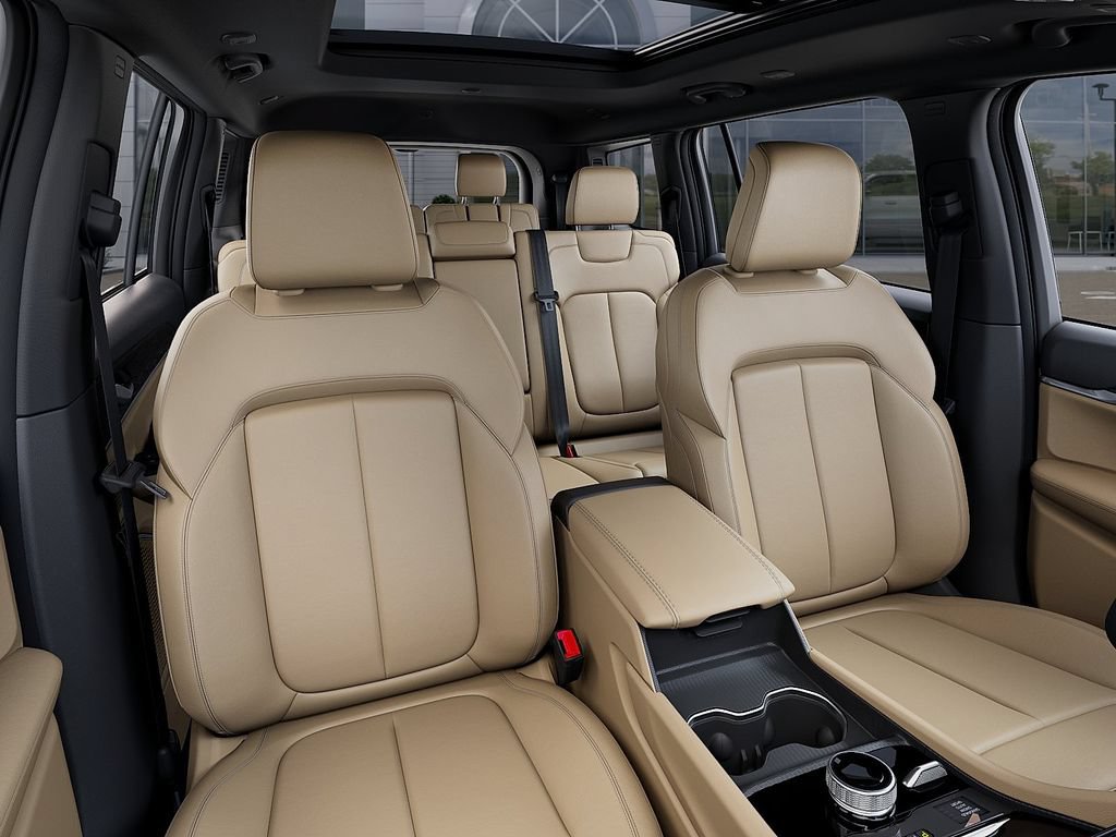 New 2026 Jeep Grand Cherokee L Limited w/ Limited Altitude Package AWD/4WD image 16