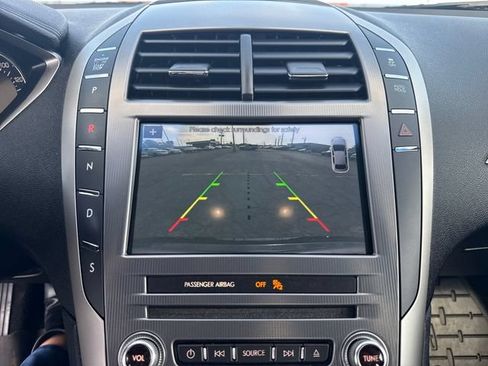 Used 2017 Lincoln MKZ Select w/ Climate Package FWD image 22