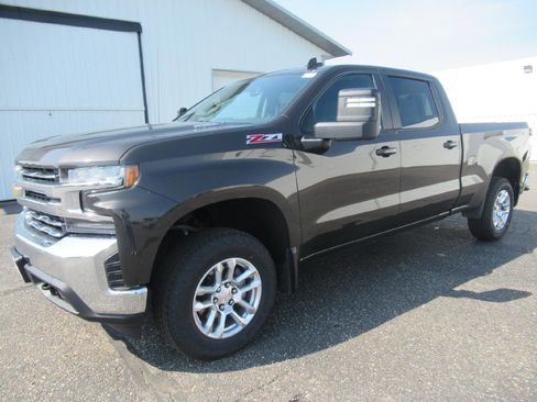 Used 2021 Chevrolet Silverado 1500 LT AWD/4WD image 1