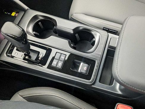 New 2026 Subaru Outback Limited image 18