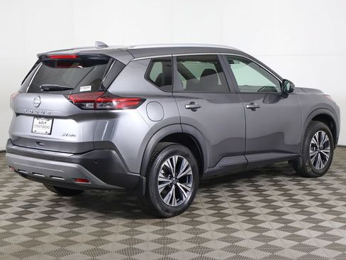 Used 2023 Nissan Rogue SV w/ SV Premium Package AWD/4WD image 11