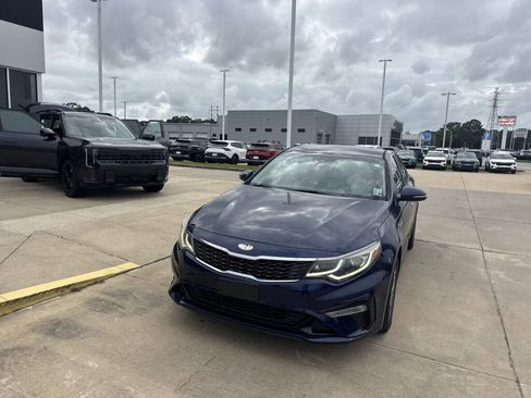 Used 2020 Kia Optima LX FWD image 4