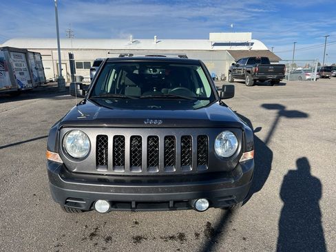 Used 2016 Jeep Patriot Sport image 8