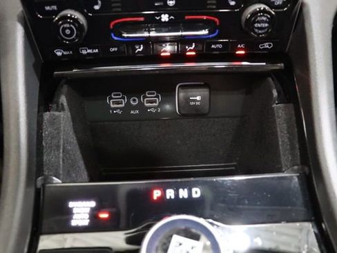 Used 2022 Jeep Grand Cherokee L Limited image 28