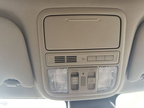 Used 2016 Honda Odyssey EX-L image 34