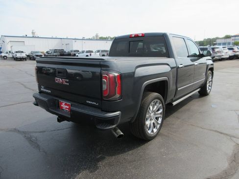 Used 2018 GMC Sierra 1500 Denali w/ Denali Ultimate Package AWD/4WD image 4