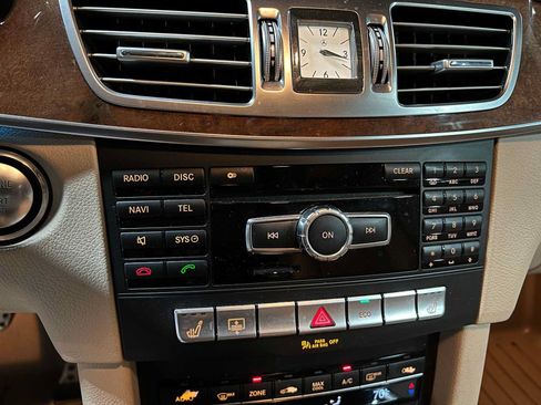 Used 2014 Mercedes-Benz E 350 4MATIC Sedan image 37