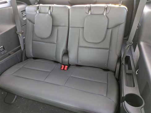 New 2026 Ford Explorer Active w/ Active Comfort Package image 19