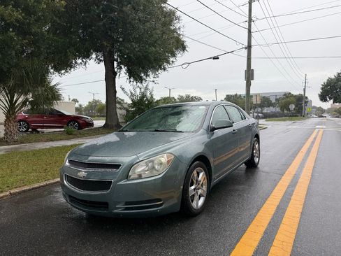 Used 2009 Chevrolet Malibu LT w/ Power Convenience Package image 2