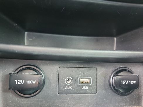 Used 2018 Hyundai Kona SE AWD/4WD image 24