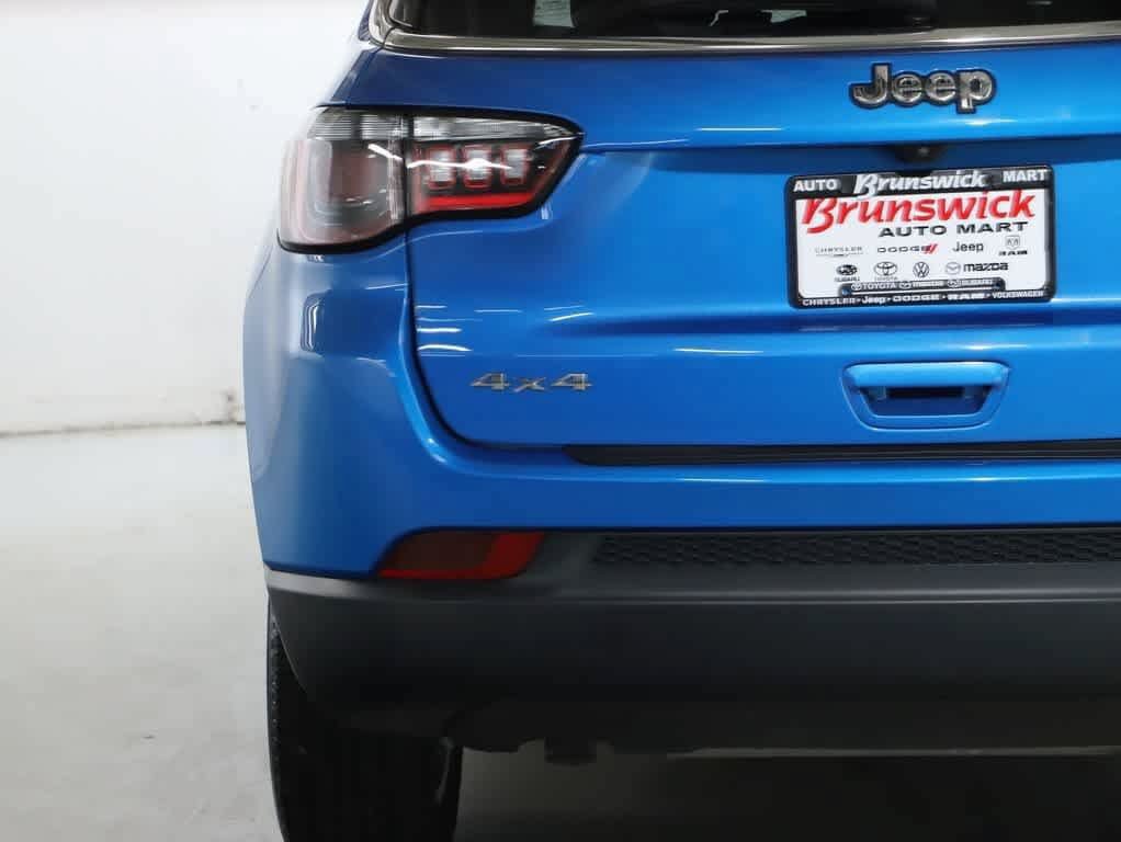 Certified 2024 Jeep Compass Latitude AWD/4WD image 45