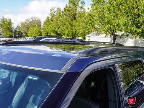 Used 2018 Ford Explorer XLT AWD/4WD image 19
