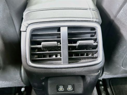 Used 2026 Genesis G70 2.5T RWD image 28
