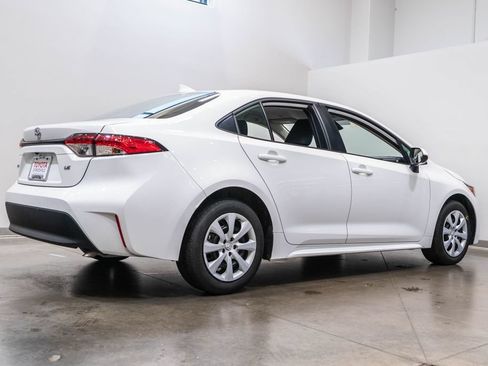 Used 2024 Toyota Corolla LE FWD image 9