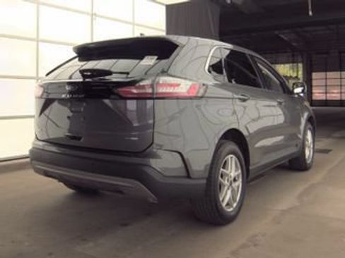 Used 2023 Ford Edge SEL w/ Convenience Package AWD/4WD image 5