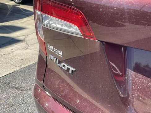 Used 2022 Honda Pilot Touring image 9