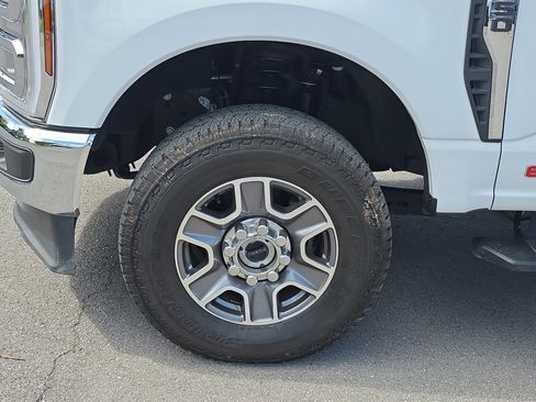 Used 2024 Ford F350 Lariat w/ Camper Package image 11