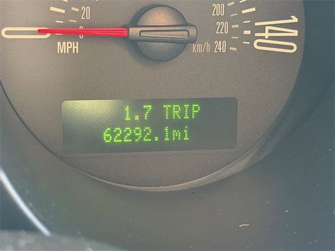 Used 2005 Ford Mustang GT image 9