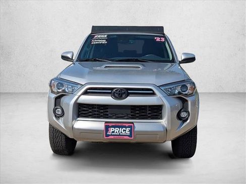 Used 2023 Toyota 4Runner TRD Off-Road image 2