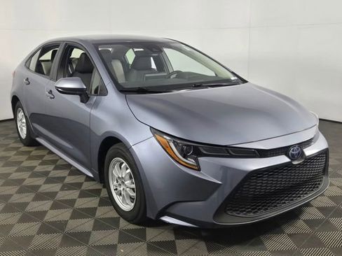 Used 2022 Toyota Corolla LE image 26