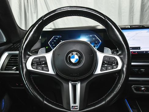 Used 2024 BMW X5 M60i image 49