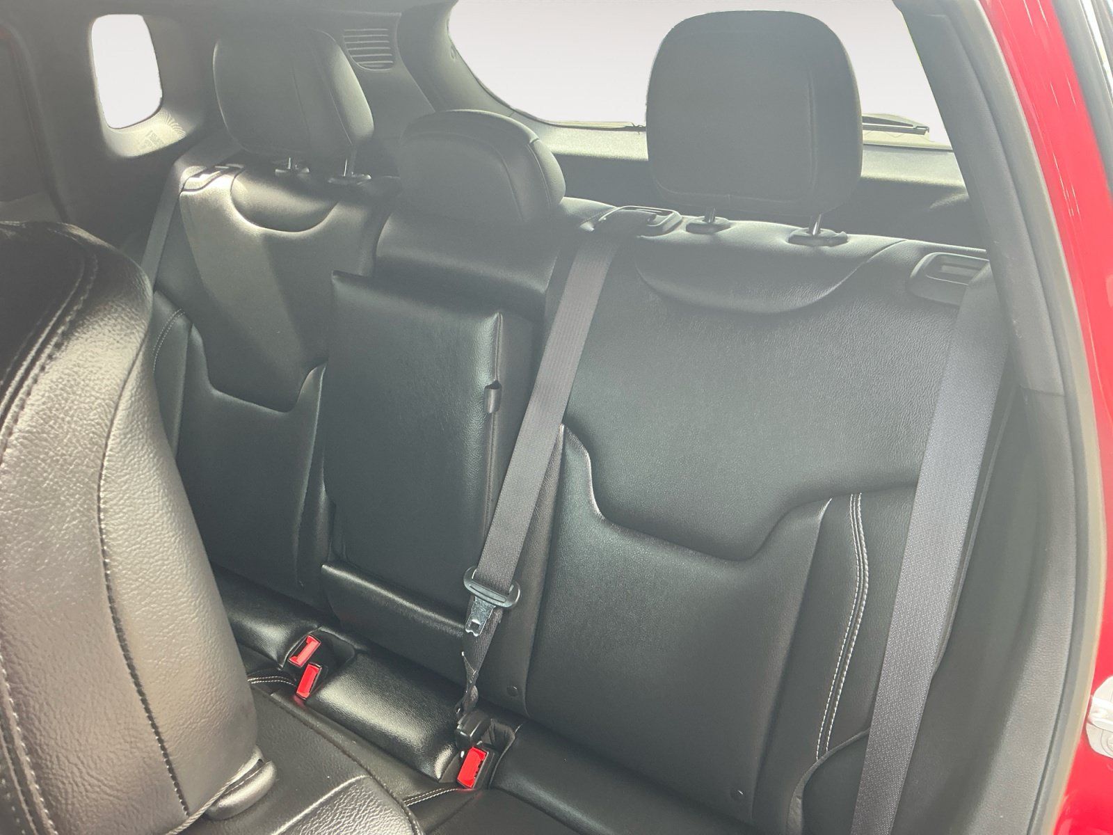 Used 2025 Jeep Compass Limited AWD/4WD image 13