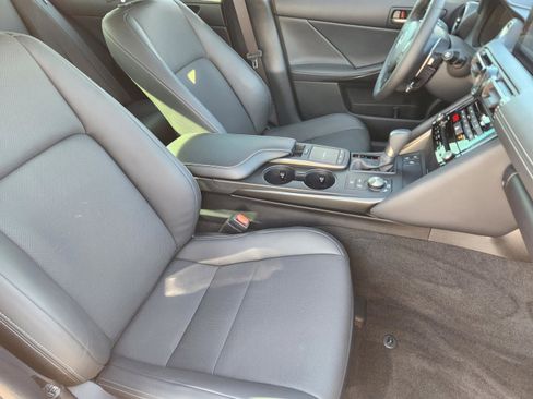 Used 2024 Lexus IS 300 300 w/ Comfort Package image 6