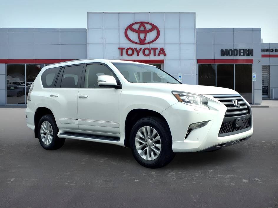 Used 2018 Lexus GX 460 Premium w/ Premium Package AWD/4WD image 7
