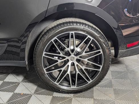 New 2026 Porsche Macan S image 12