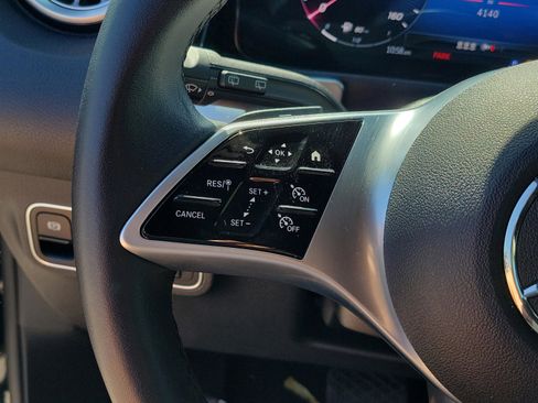 Certified 2025 Mercedes-Benz GLB 250 image 24