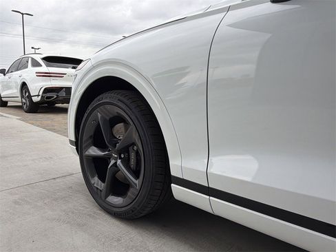 New 2026 Genesis GV70 3.5T Sport Prestige image 19