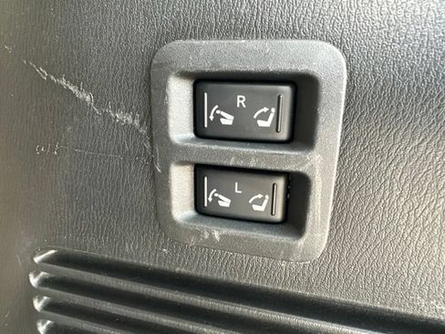 Used 2017 Nissan Armada SL w/ Technology Package RWD image 27